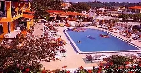 Scrivas Hotel 2*